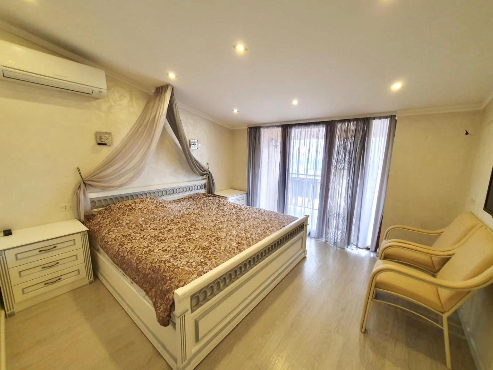 Роскошная Двухуровневая Квартира Luxurious Duplex Apartment Ереван Экстерьер фото